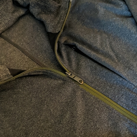 Lululemon lightweight jacket - Picture 3 of 6
